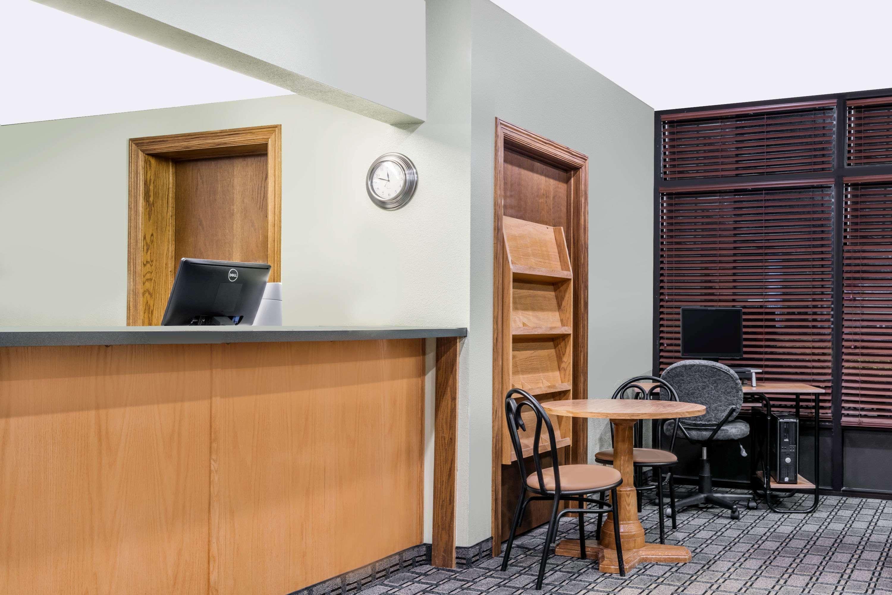 Hotel Super 8 By Wyndham Mankato Extérieur photo